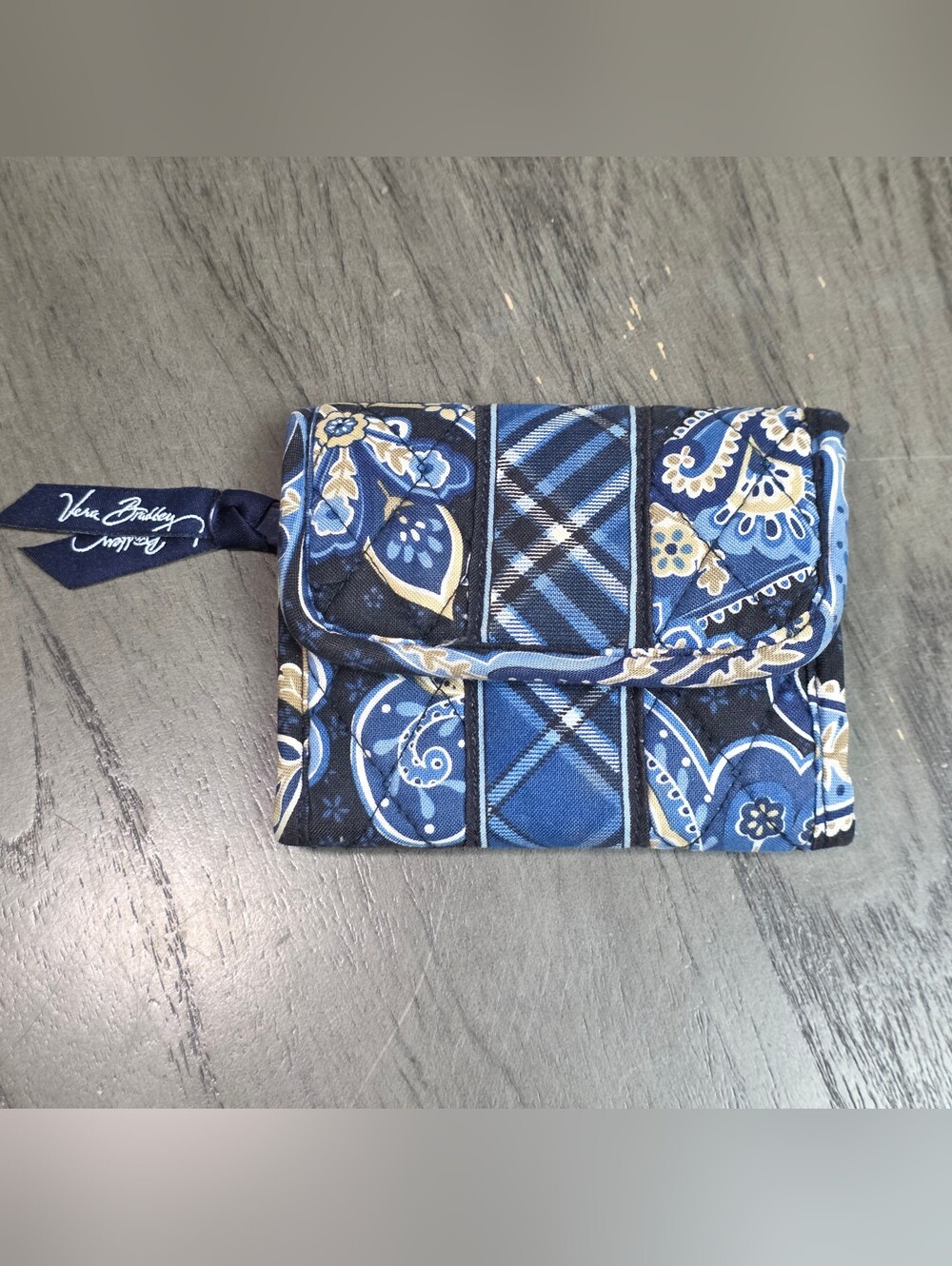 Vera Bradley Windsor Navy Pattern Quilted Tri Fold Wallet